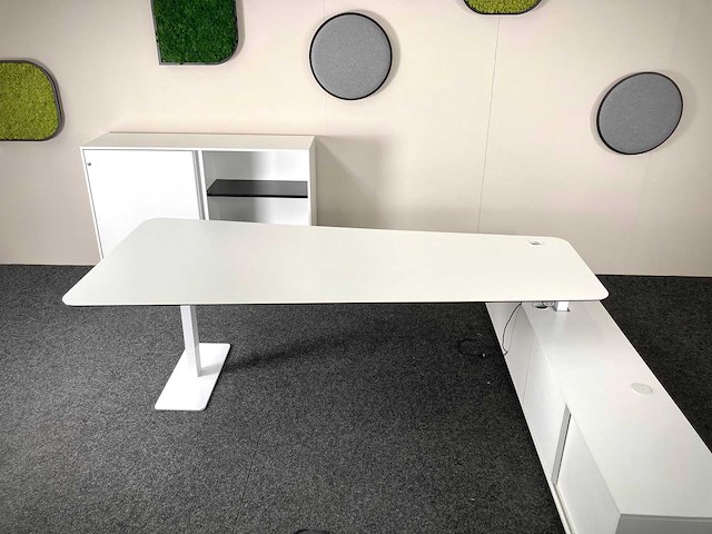 Kinnarps - zit sta directie bureau elektrisch verstelbaar - office set - bureautafel - afbeelding 7 van  26