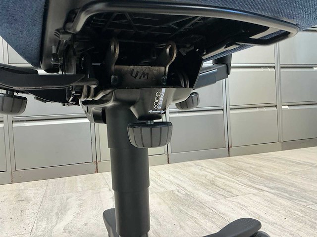 Kinnarps 6000 free float bureaustoel (2x) - afbeelding 4 van  5