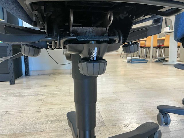 Kinnarps 6000 free float bureaustoel (3x) - afbeelding 4 van  5