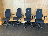 Kinnarps bureaustoel (4x) - afbeelding 1 van  7
