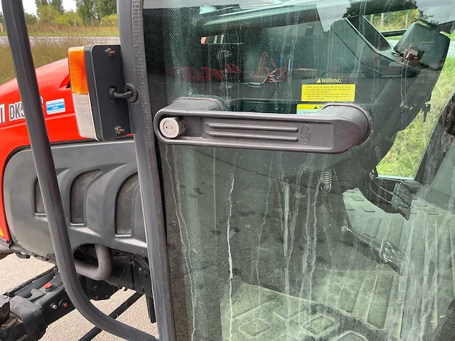 Kioti dk551c vierwielaangedreven landbouwtractor - afbeelding 9 van  30