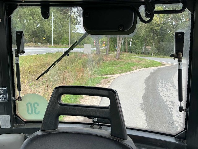 Kioti dk551c vierwielaangedreven landbouwtractor - afbeelding 17 van  30