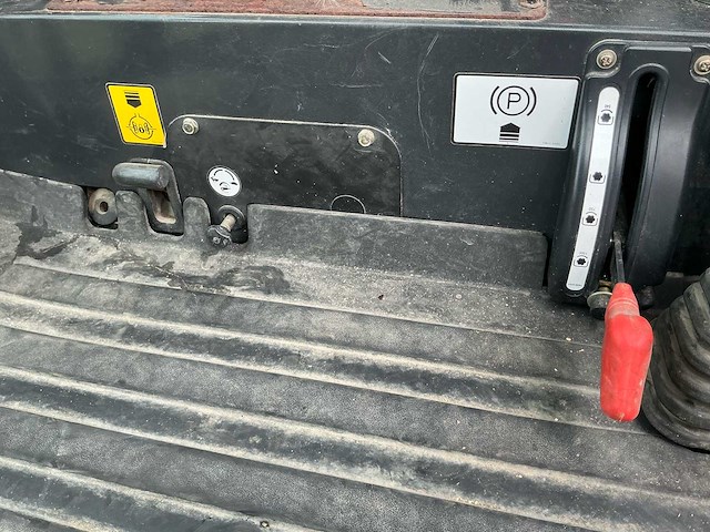 Kioti dk551c vierwielaangedreven landbouwtractor - afbeelding 19 van  30
