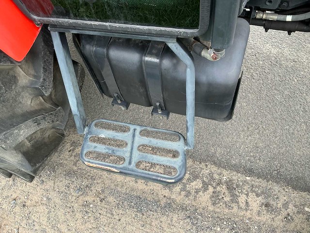 Kioti dk551c vierwielaangedreven landbouwtractor - afbeelding 21 van  30