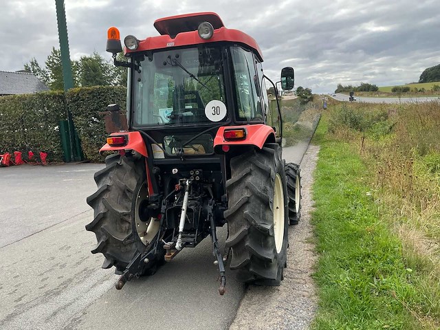 Kioti dk551c vierwielaangedreven landbouwtractor - afbeelding 25 van  30
