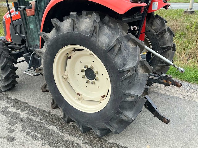 Kioti dk551c vierwielaangedreven landbouwtractor - afbeelding 29 van  30
