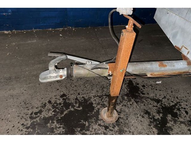 Kipaanhangwagen geremd dubbelas janssens - afbeelding 4 van  12