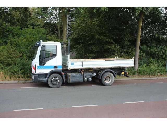 Kipper vrachtwagen iveco eurocargo 80-210 diesel 180pk 2018 - afbeelding 1 van  1