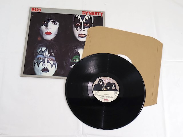 Kiss - afbeelding 3 van  5