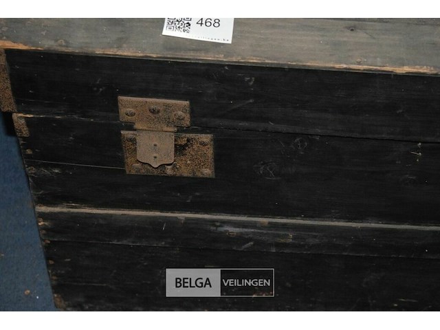 Kist met inhoud - afbeelding 2 van  4