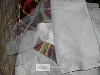 Kist met inhoud - afbeelding 4 van  4