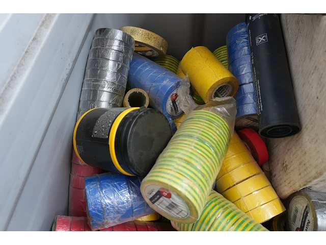 Kist sanitair verbruiksmateriaal met hilti hdm 500 - afbeelding 5 van  13