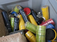 Kist sanitair verbruiksmateriaal met hilti hdm 500 - afbeelding 11 van  13