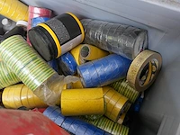 Kist sanitair verbruiksmateriaal met hilti hdm 500 - afbeelding 12 van  13