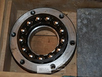 Kistje met lagers - afbeelding 2 van  4