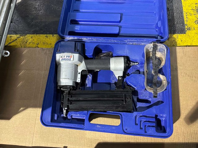 Kit pro 16/64a-1 pneumatische niettacker - afbeelding 1 van  4