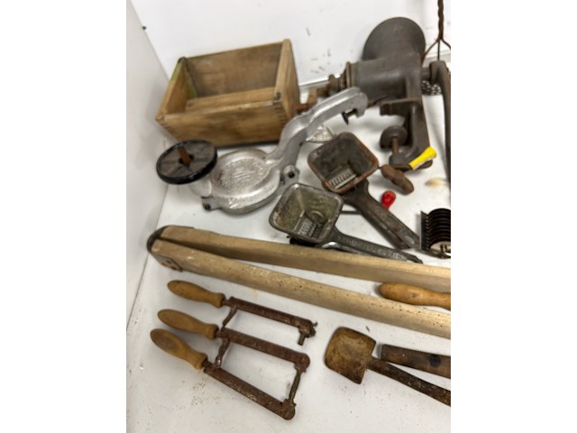Kitchenaria: 30 stuks oud keukenmateriaal - afbeelding 2 van  3