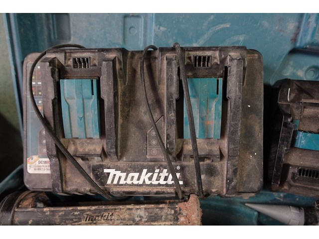 Kitspuit makita - afbeelding 3 van  5