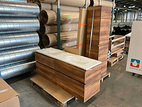 Kivu badkamerkast met wastafelblad kolomkast en spiegel - afbeelding 1 van  11