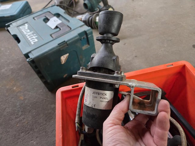 Klaas werktuigaanhangwagen, 2008 - afbeelding 7 van  19