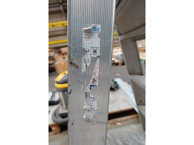 Klapladder aluminium solide - afbeelding 2 van  2