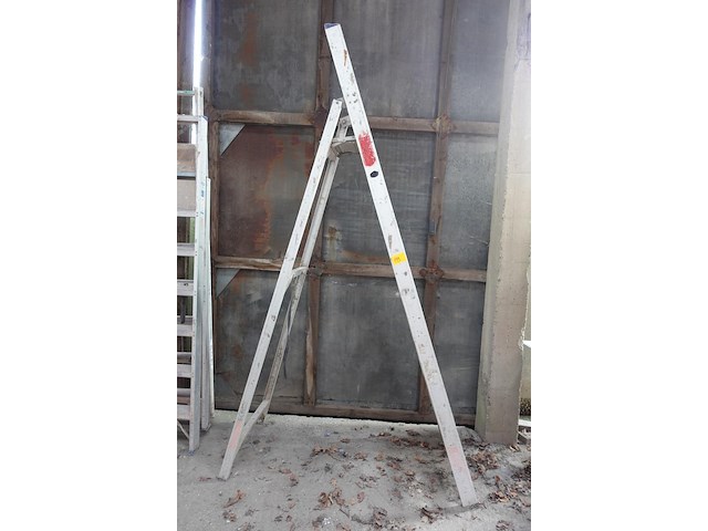 Klapladder - afbeelding 1 van  3