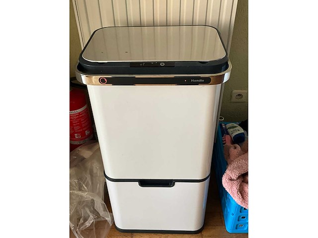 Klarstein elektrisch bediende afvalemmer - afbeelding 1 van  1