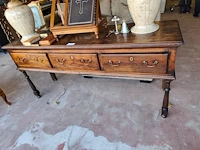 Klassieke antieke engelse dressoir met 3 laden 175x50x80 cm
