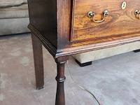 Klassieke antieke engelse dressoir met 3 laden 175x50x80 cm - afbeelding 4 van  8