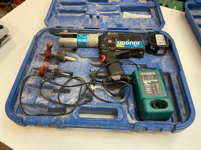 Klauke uponor up75 accu persmachine - afbeelding 1 van  7