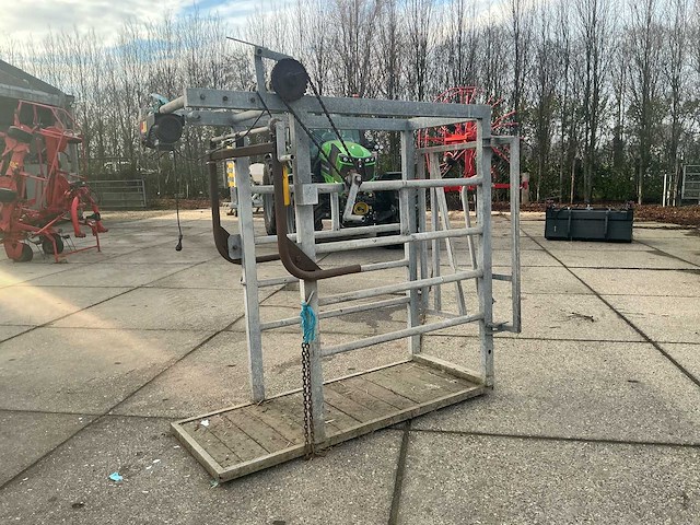 Klauwbox - afbeelding 2 van  3