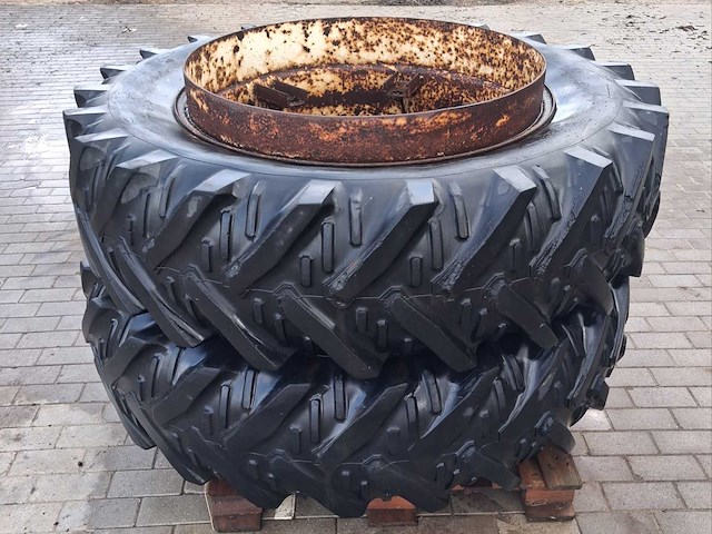 Kleber dubbelwielen op velg - 16.9 r38 – incl. bevestigingshaken (2x) - afbeelding 2 van  8