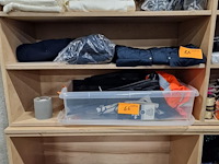 Kledij en textiel allerhande - afbeelding 1 van  6