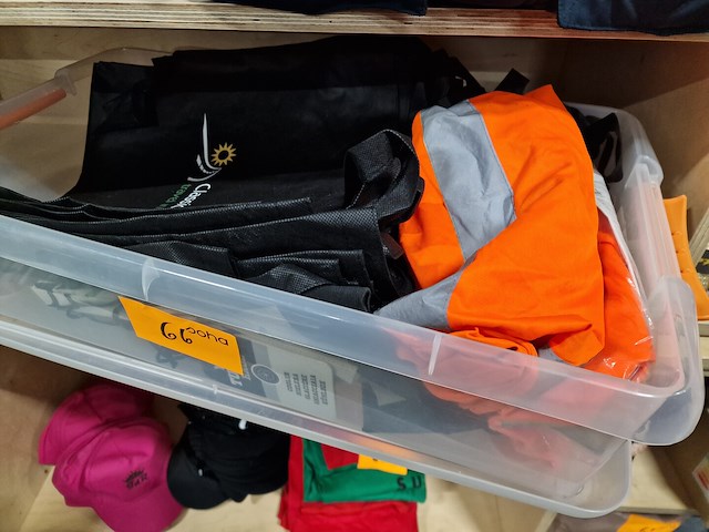 Kledij en textiel allerhande - afbeelding 5 van  6