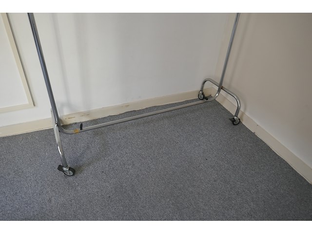 Kledijrek - afbeelding 2 van  3