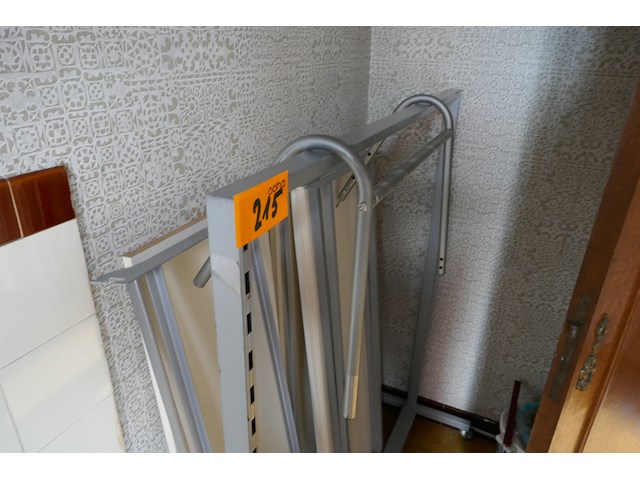 Kledijrek - afbeelding 2 van  4