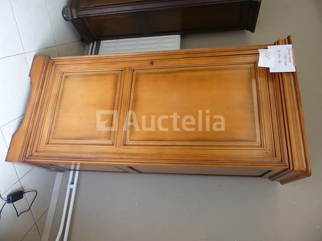 Kledingkast in kersenhout - afbeelding 1 van  5