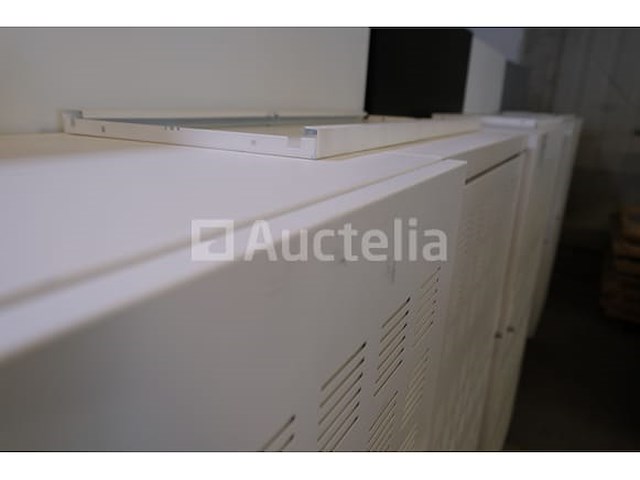 Kledingkast met 2 schuifdeuren - afbeelding 2 van  3