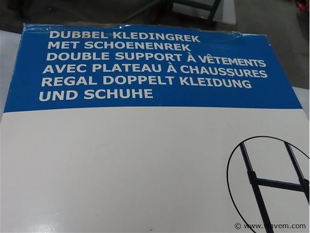 Kledingrek nieuw - afbeelding 2 van  3