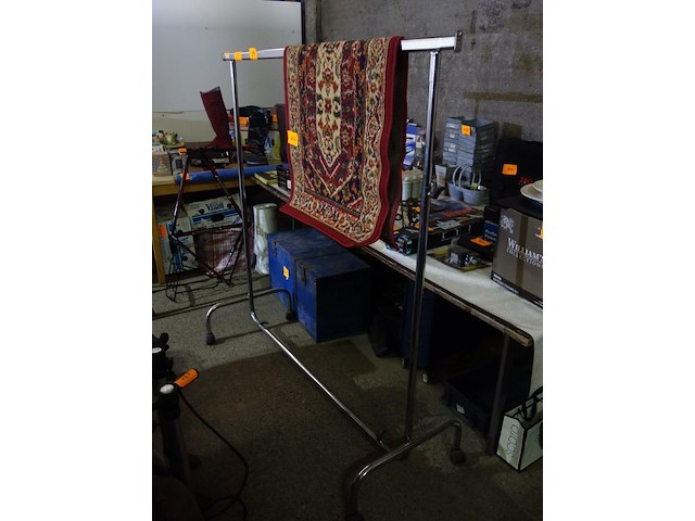 Kledingrek - afbeelding 1 van  2