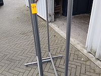 Kledingrek - afbeelding 1 van  1