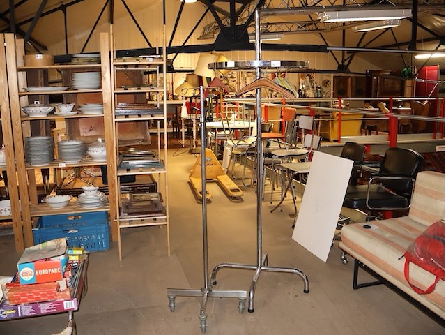 Kledingrek - afbeelding 1 van  7