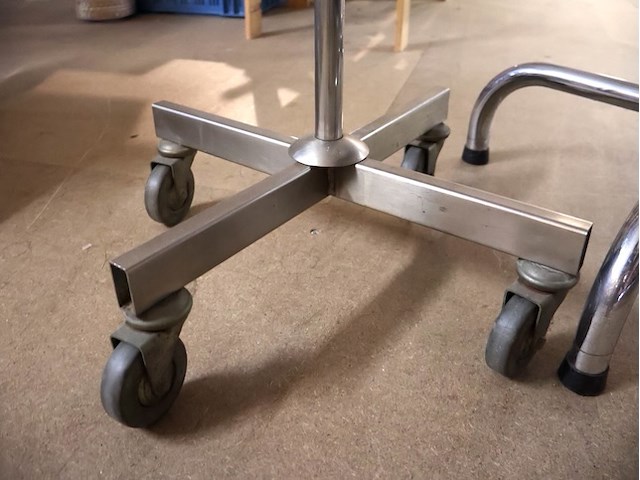 Kledingrek - afbeelding 5 van  7