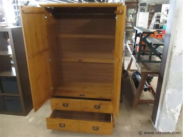 Kleerkast - afbeelding 2 van  2