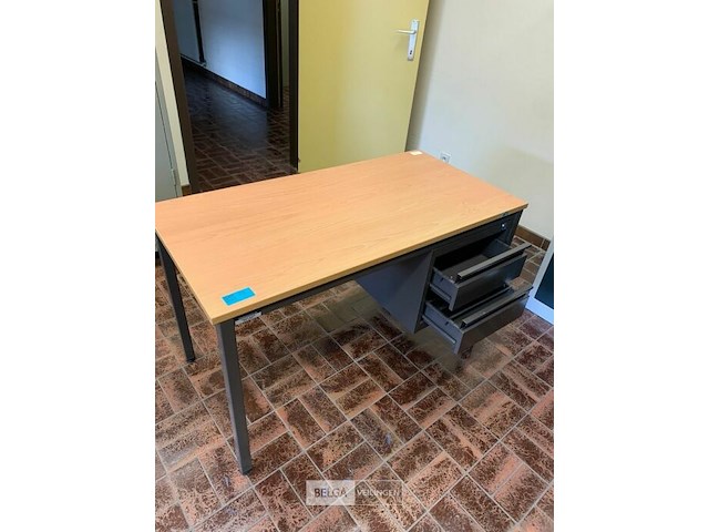 Klein bureel - afbeelding 1 van  1