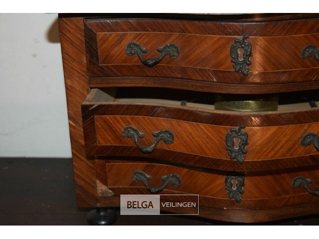 Klein houten juweel kastje - afbeelding 3 van  3