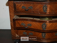 Klein houten juweel kastje - afbeelding 3 van  3