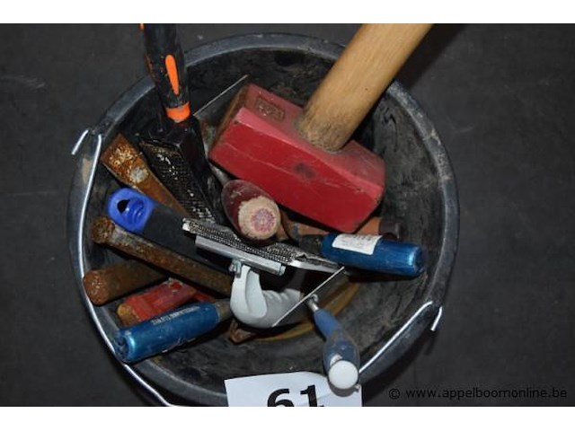 Klein lot handgereedschappen - afbeelding 2 van  2