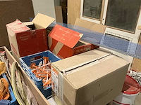Klein partij diverse aannemersmaterialen - afbeelding 6 van  8