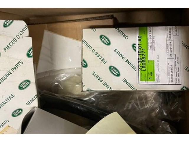 Kleine auto onderdelen - afbeelding 2 van  3